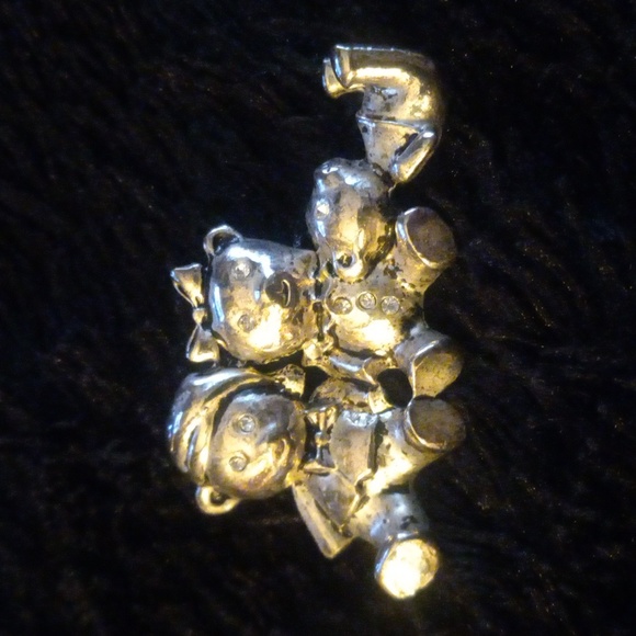 Q-14 matching brooches 2 of them of teddy bears - Picture 2 of 5